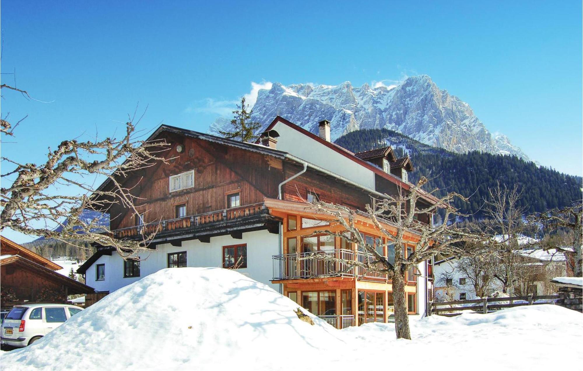 Helle Ferienwohnung In Ehrwald Esterno foto